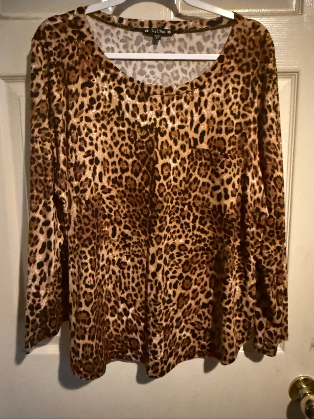 Leopard Print Long Sleeve Scoop Neck Top - Brown